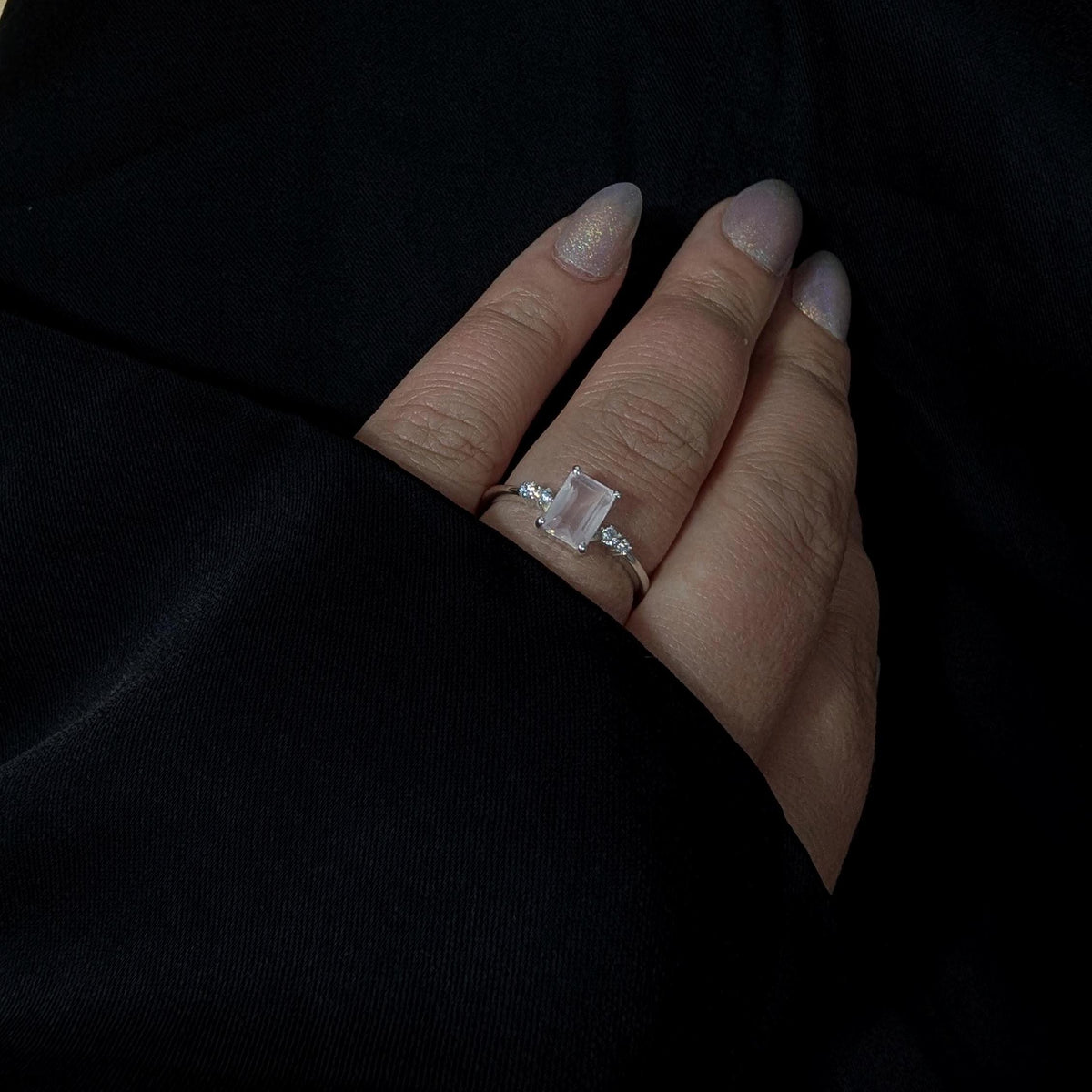 Elegant natural pink quartz and white topaz ring | 925 sterling silver