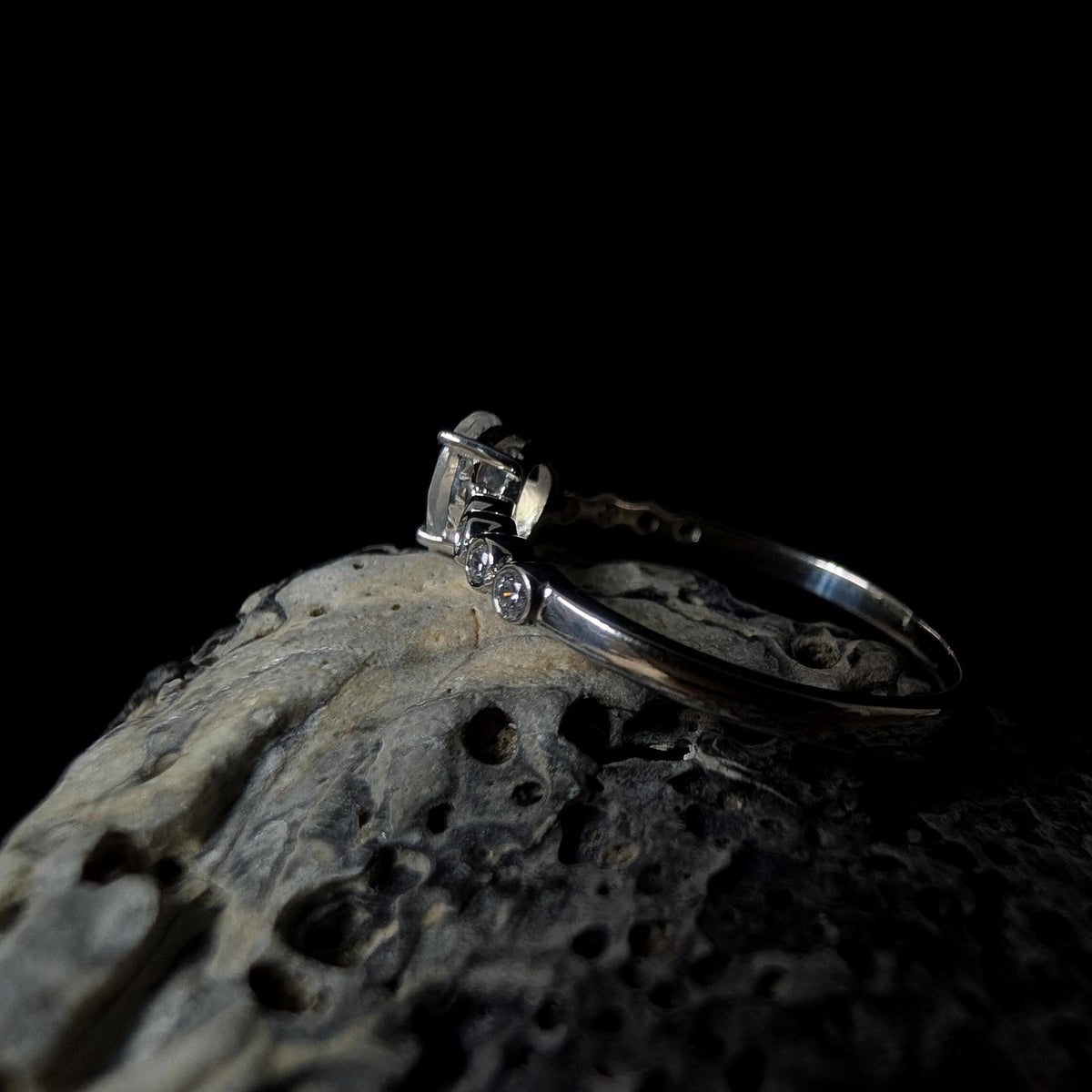 Statement rainbow moonstone and white topaz ring | 925 Sterling Silver