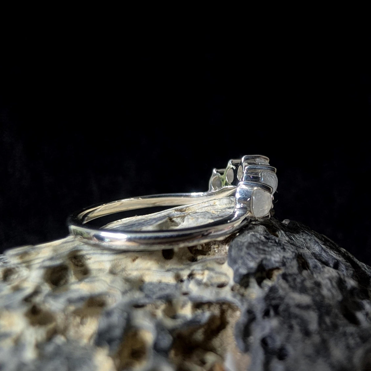 Crown rainbow moonstone ring | 925 Sterling Silver