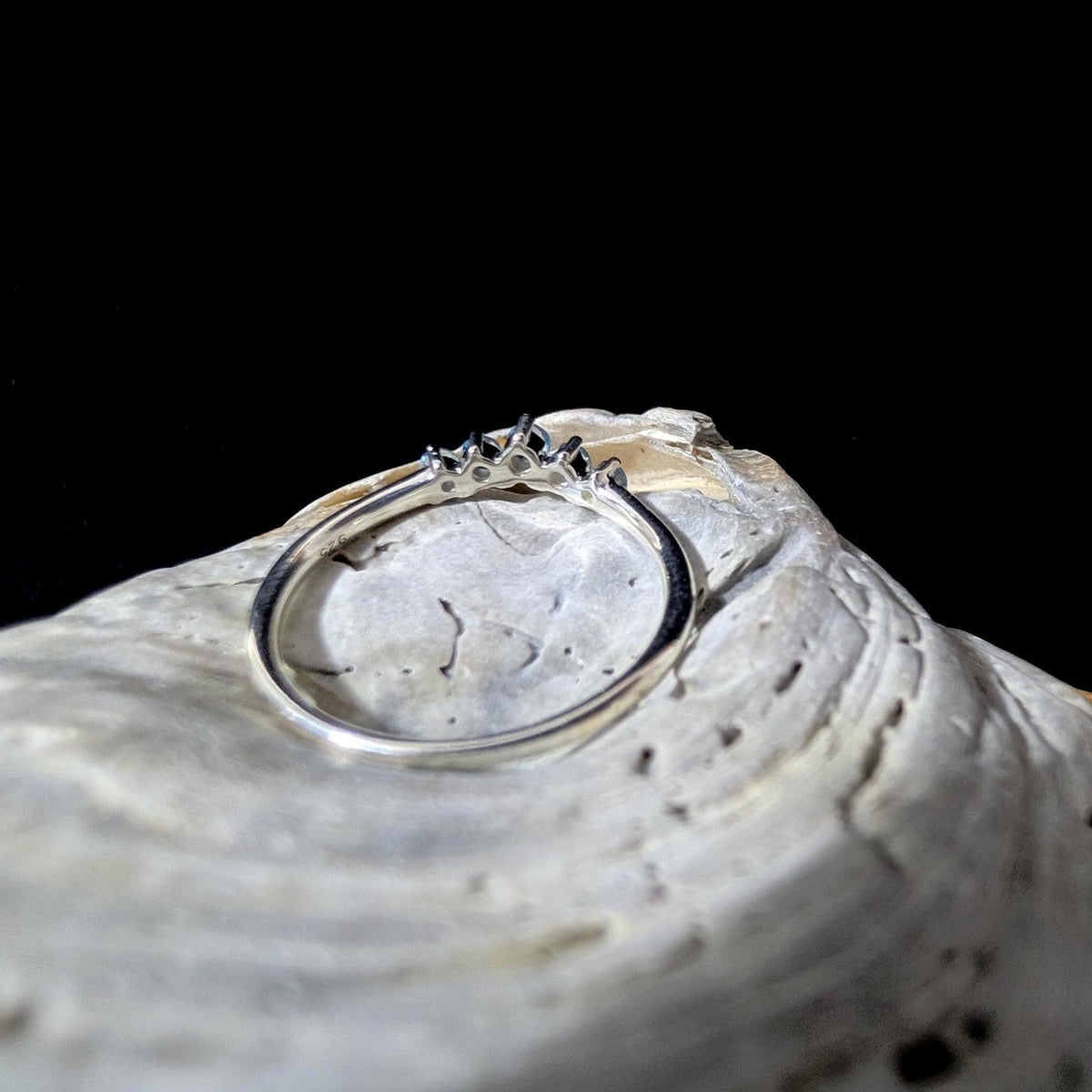 Blue topaz minimalist everyday ring | 925 Sterling Silver