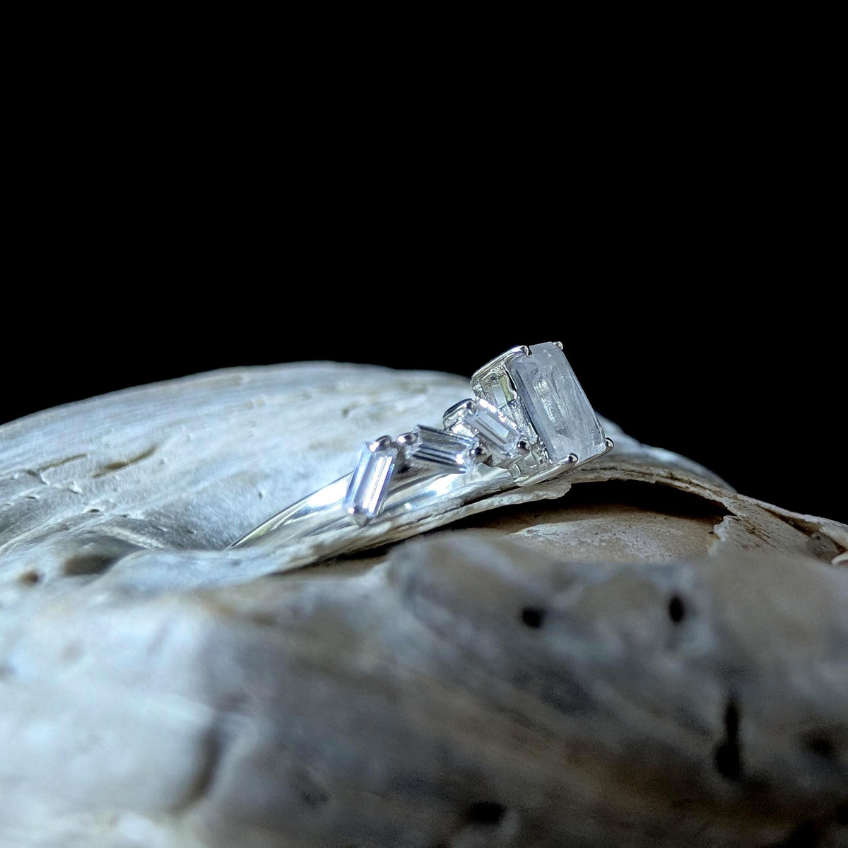 Statement rainbow moonstone & white topaz ring | 925 Sterling Silver