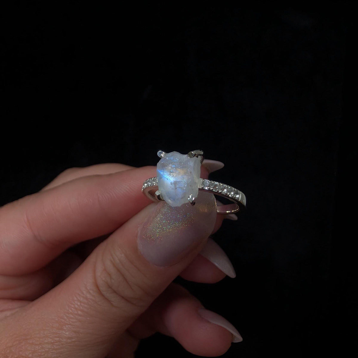 Raw natural rainbow moonstone and white topaz ring | 925 Sterling Silver