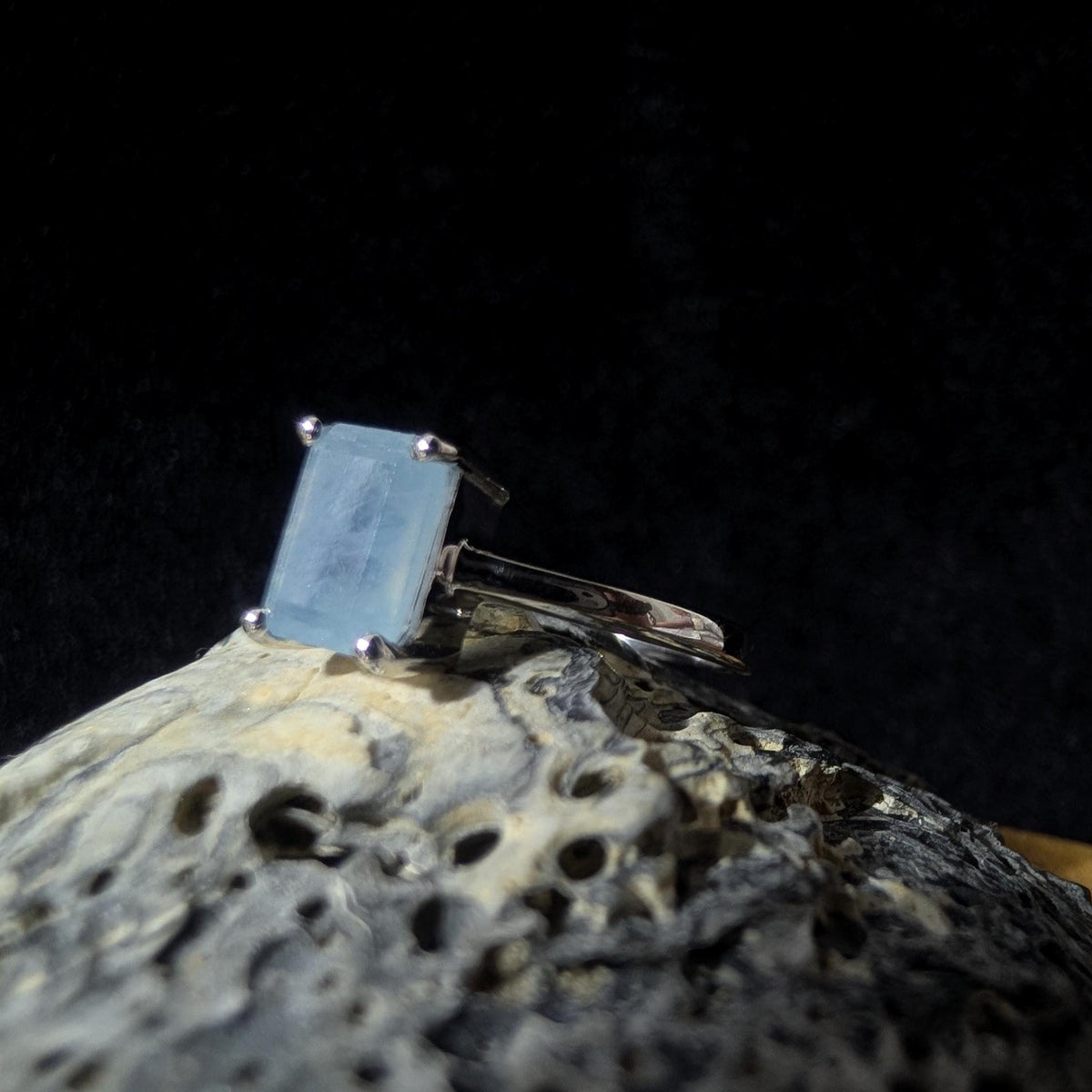 Elegant aquamarine ring | 925 Sterling Silver