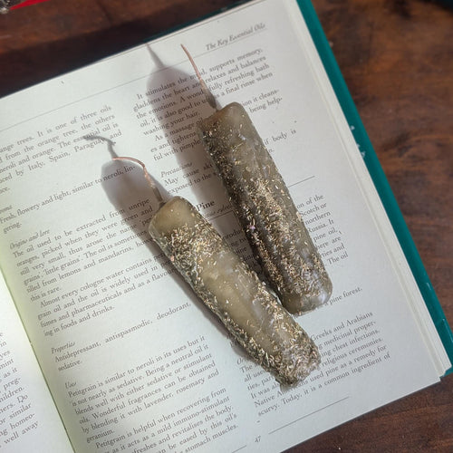 Letting go ritual beeswax candle | Transition altar candle