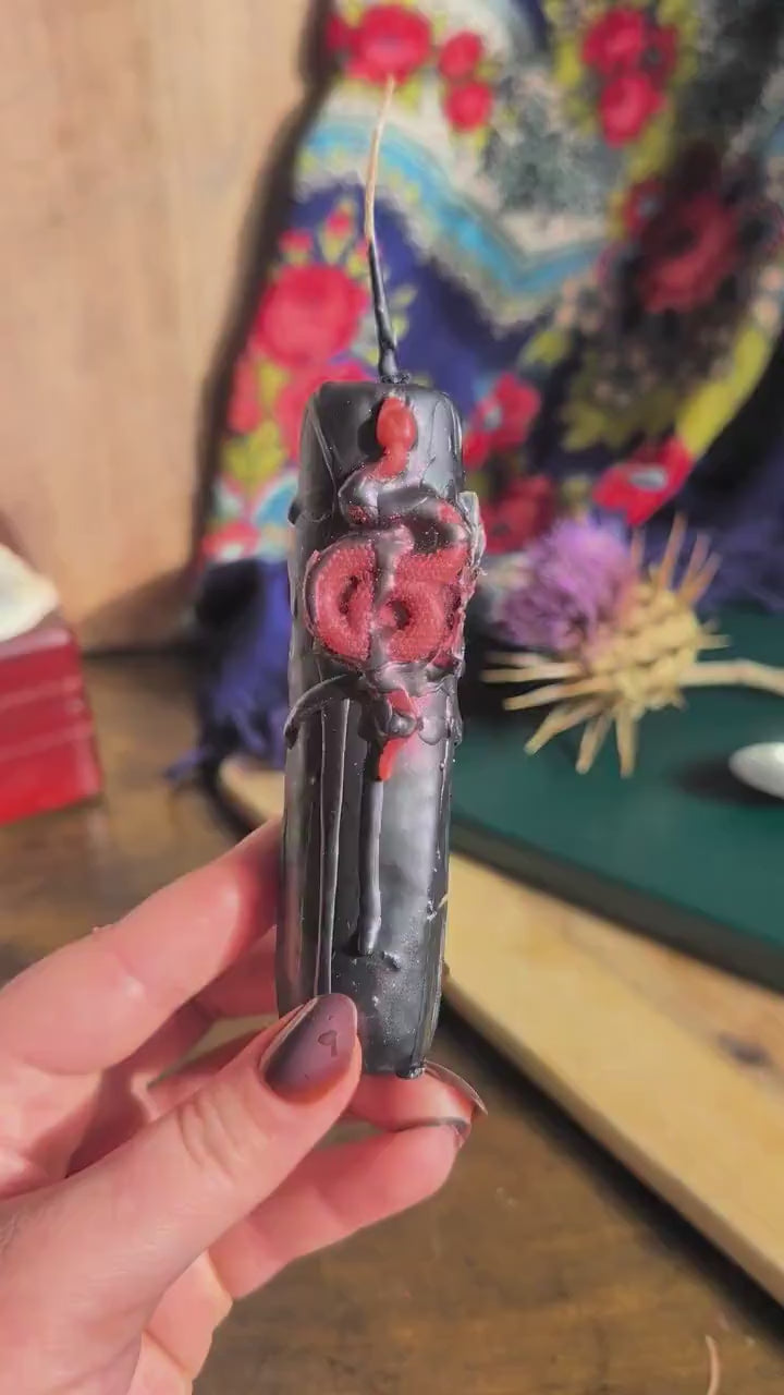 Lilith devotion candle | Goddess altar beeswax candle